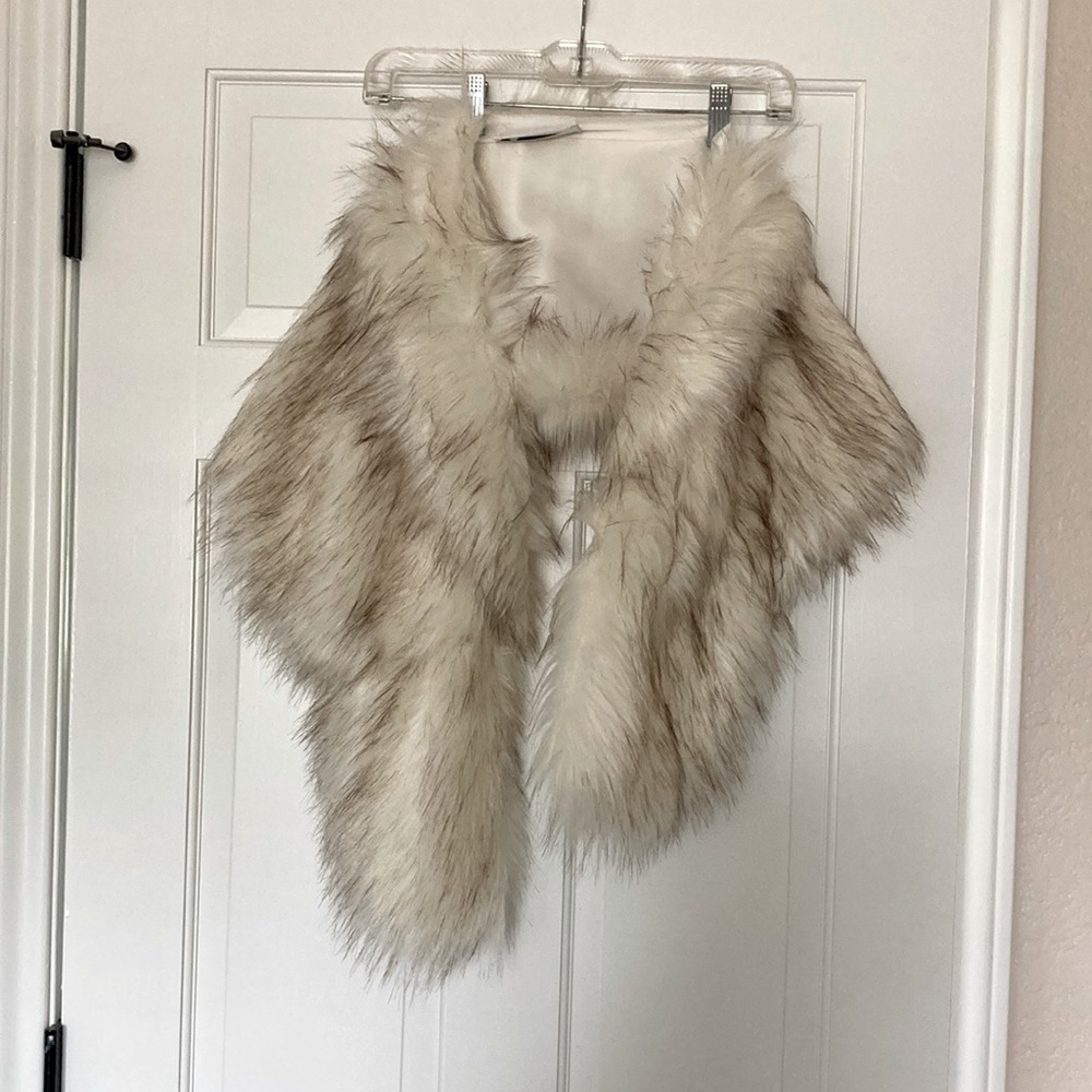 Faux Fur Shoulder wrap